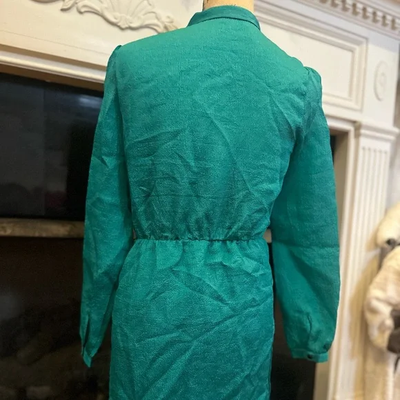 NWT Ghospell Elegant Green Long Sleeve Dress - threedaughtersproperties.com